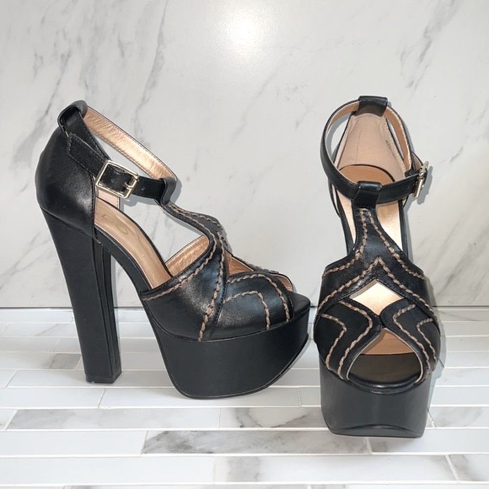 Aldo Black Tonal Stitching Platform Sandals Size 6